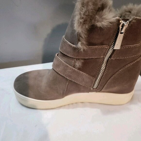 J Slides TAUPE Leather Tina Platform Ankle Side Zip BOOT 7 M - Picture 3 of 6